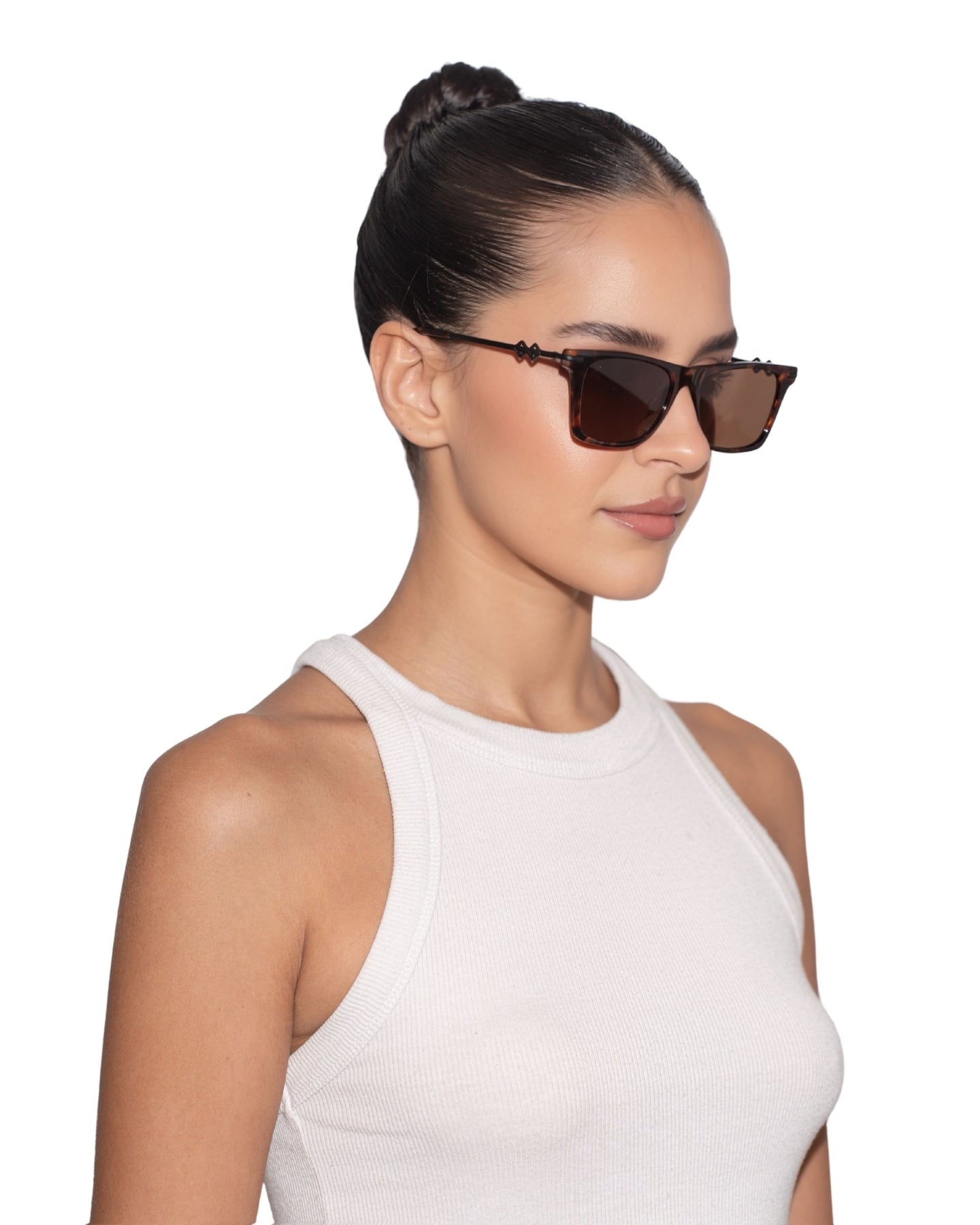 Shop Harper 2.0 Sunglasses in Tortoise Colour – Available Online in USA, UK, Canada & United Arab Emirates